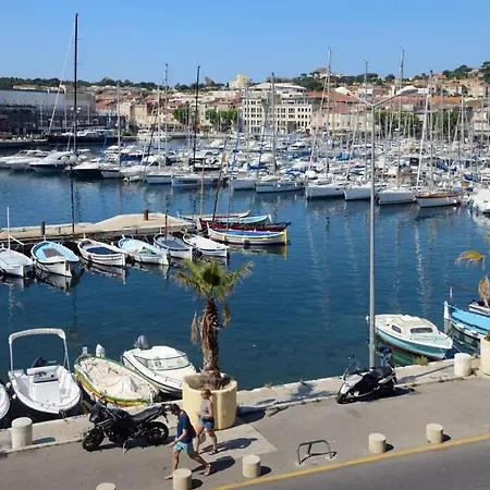 - Magnifique Climatisé Sur Le Port Apartamento *